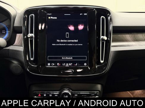 Used 2023 Volvo C40 P8 Recharge Ultimate image 27