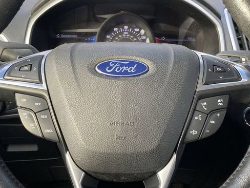 Used 2016 Ford Edge SEL w/ Equipment Group 201A image 17