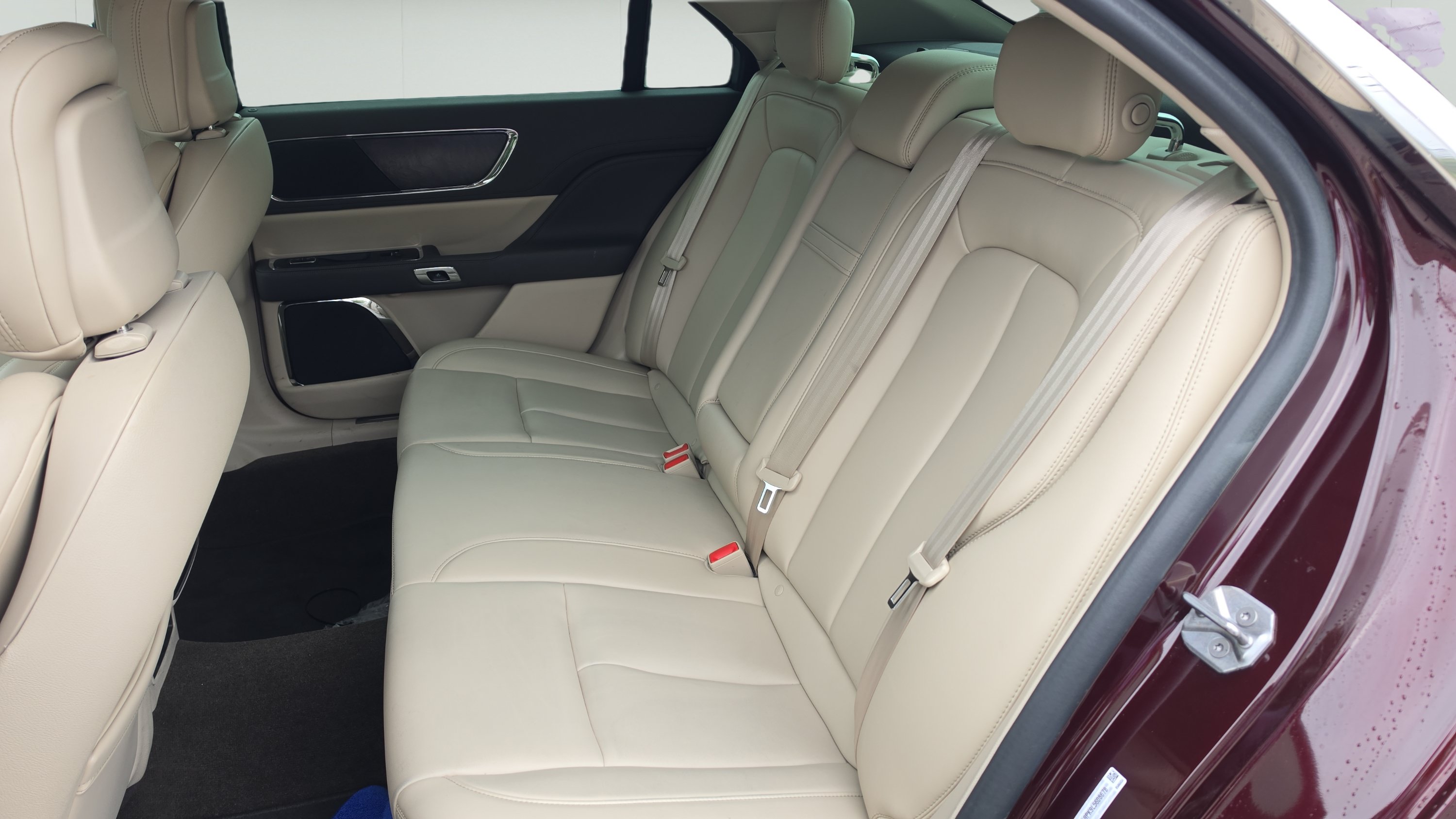 Used 2020 Lincoln Continental FWD image 19