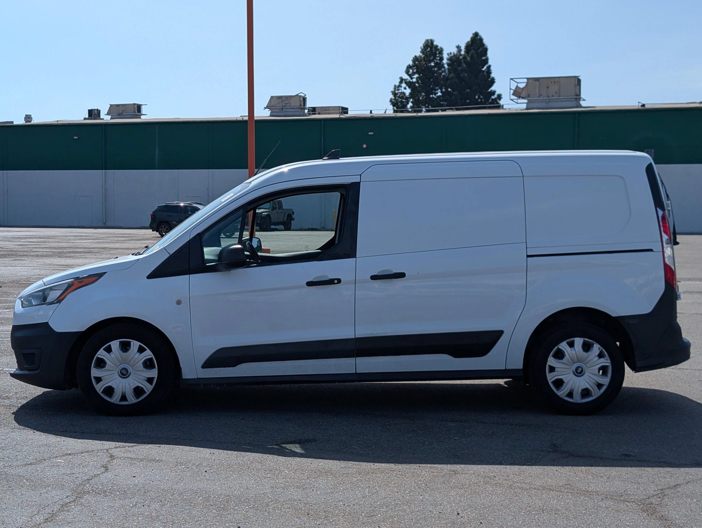 Used 2020 Ford Transit Connect XL FWD image 4