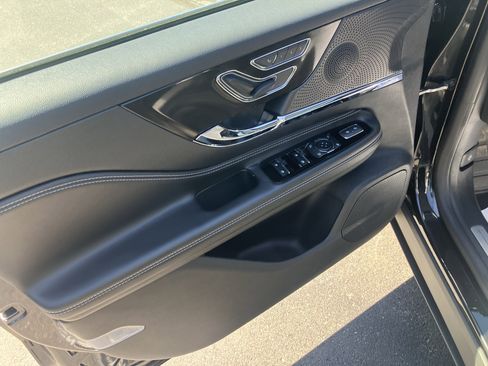 Used 2023 Lincoln Corsair AWD w/ Equipment Group 101A image 17