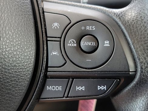 Used 2023 Toyota Corolla LE FWD image 16