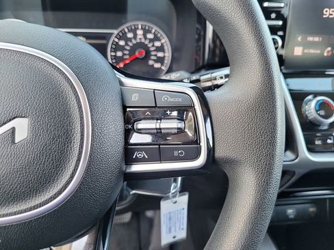 Certified 2023 Kia Sorento LX AWD/4WD image 25