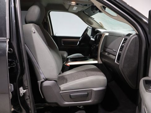 Used 2019 RAM 1500 Big Horn image 24