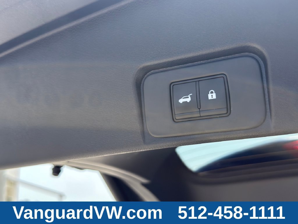 Used 2026 Nissan Rogue SL FWD image 9
