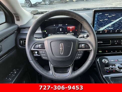 Used 2023 Lincoln Nautilus FWD w/ Premium Package image 17