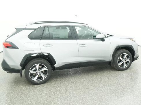 New 2025 Toyota RAV4 SE image 24