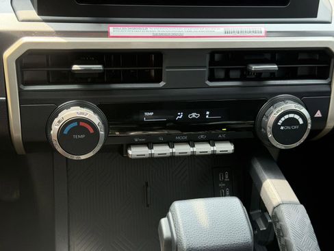 Used 2024 Toyota Tacoma SR5 AWD/4WD image 9
