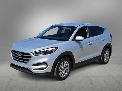 Used 2018 Hyundai Tucson SE image 4