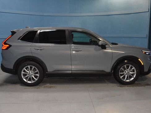 Used 2024 Honda CR-V EX image 23