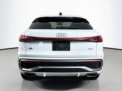 Certified 2025 Audi Q5 Premium w/ Convenience Package AWD/4WD image 10