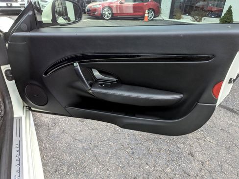 Used 2014 Maserati GranTurismo MC image 37