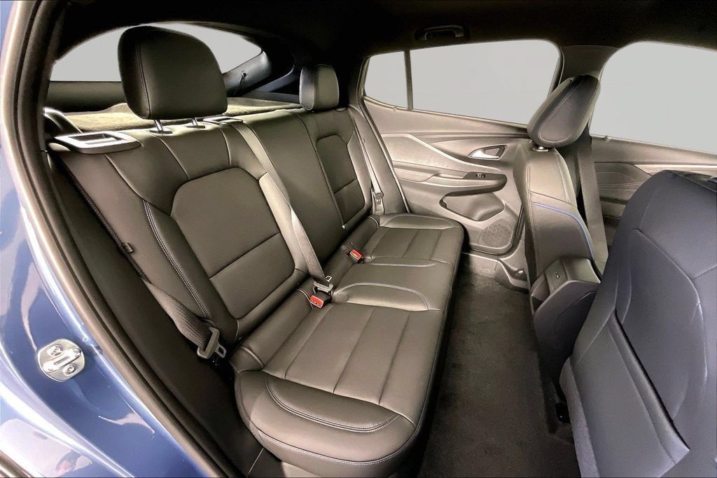 New 2026 Buick Envista Sport Touring w/ Convenience I Package FWD image 11