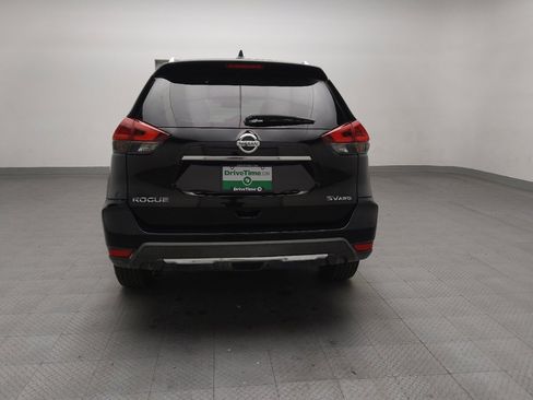Used 2018 Nissan Rogue SV image 6