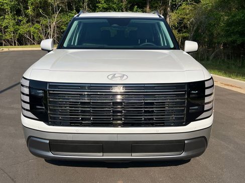 New 2026 Hyundai Palisade FWD Hybrid image 2