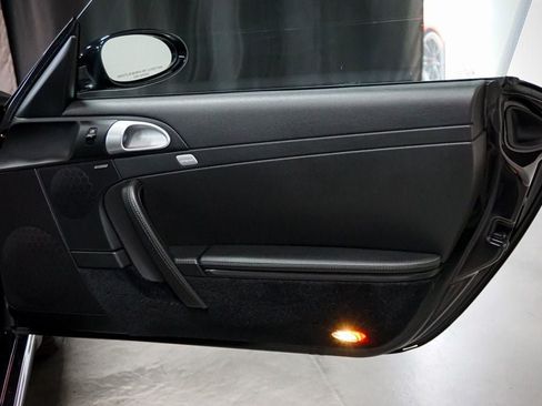 Used 2006 Porsche 911 Carrera S RWD image 29