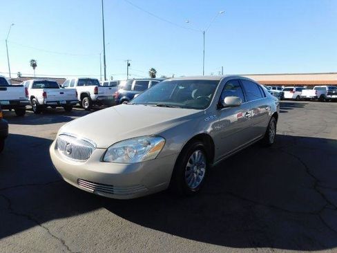Used 2008 Buick Lucerne CX image 3
