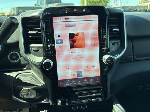 New 2026 RAM 3500 Big Horn AWD/4WD image 32