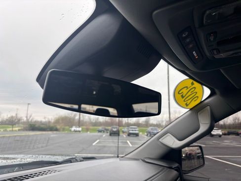 Used 2025 GMC Sierra 1500 Elevation w/ Preferred Package image 37