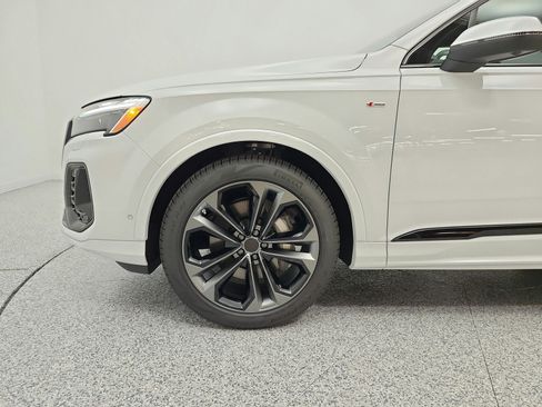 New 2026 Audi Q7 Premium Plus AWD/4WD image 22