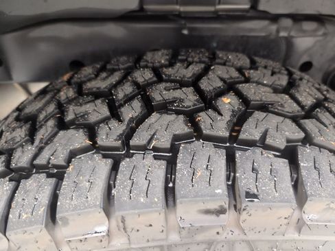 Used 2021 Ford Ranger XLT w/ Equipment Group 301A Mid image 14