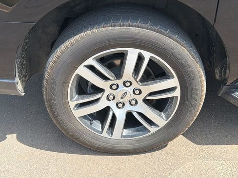 Used 2024 Ford Expedition Max Limited AWD/4WD image 17
