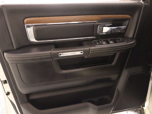 Used 2018 RAM 2500 Laramie AWD/4WD image 17
