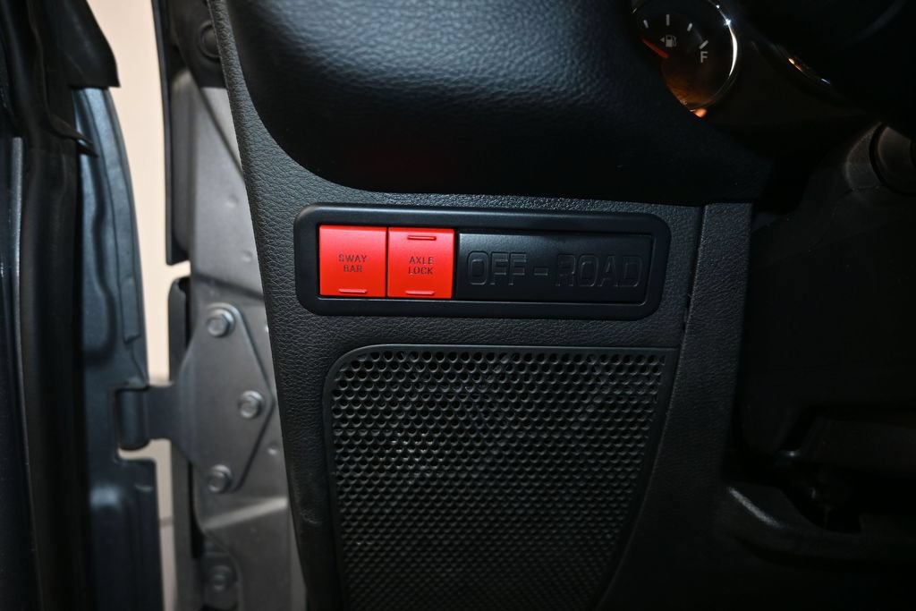 Used 2018 Jeep Wrangler Unlimited Rubicon AWD/4WD image 12