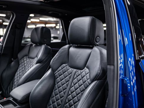Used 2022 Audi SQ5 Prestige w/ Prestige Package image 5