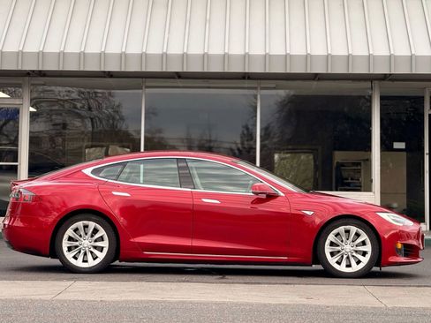 Used 2016 Tesla Model S 75D image 5