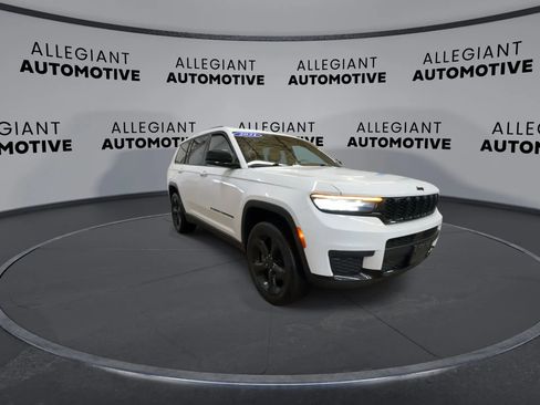 Used 2021 Jeep Grand Cherokee L Laredo AWD/4WD image 4