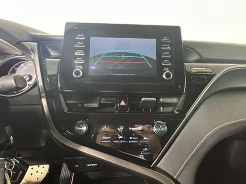 Used 2024 Toyota Camry SE FWD image 22