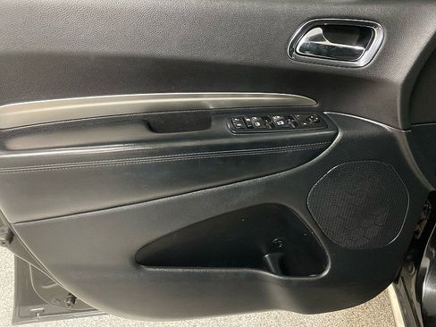 Used 2013 Dodge Durango SXT w/ Popular Equipment Group image 9