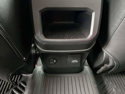 Used 2024 Ford Ranger XLT w/ Equipment Group 301A High RWD image 18