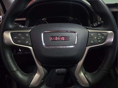 Used 2023 GMC Acadia Denali w/ Denali Ultimate Package FWD image 25