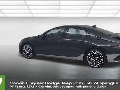 Used 2023 Hyundai Ioniq 6 Limited image 10