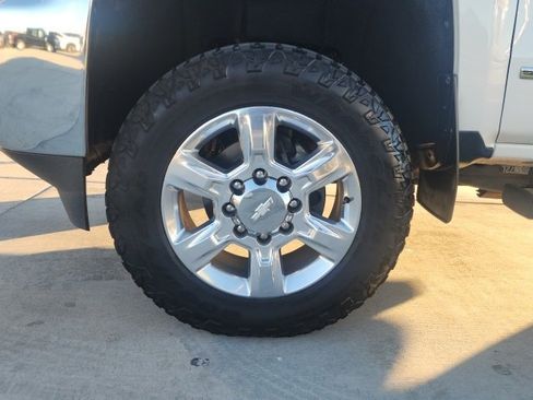 Used 2017 Chevrolet Silverado 2500 LTZ w/ Duramax Plus Package image 22