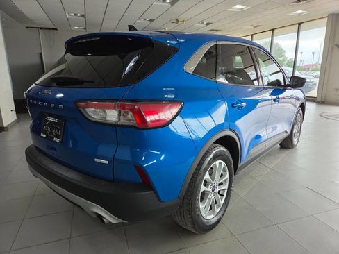 Used 2020 Ford Escape SE FWD image 7
