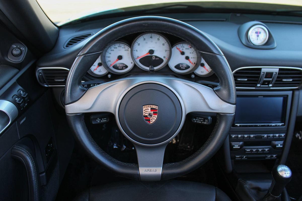 Used 2010 Porsche 911 Carrera S RWD image 22