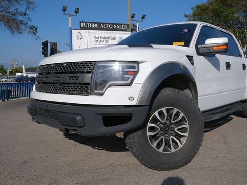 Used 2013 Ford F150 Raptor w/ Luxury Equipment Group image 8