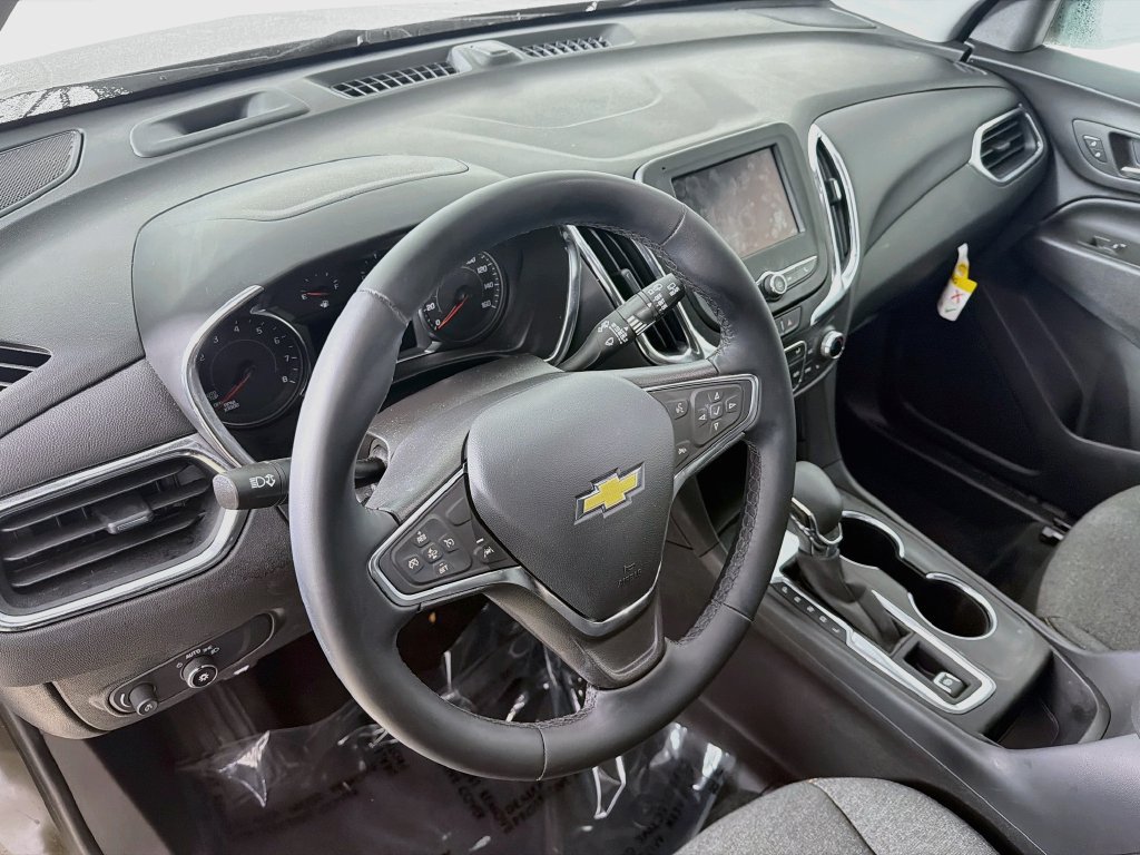 Used 2024 Chevrolet Equinox LT AWD/4WD image 9