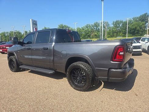 Used 2025 RAM 1500 Big Horn AWD/4WD image 5