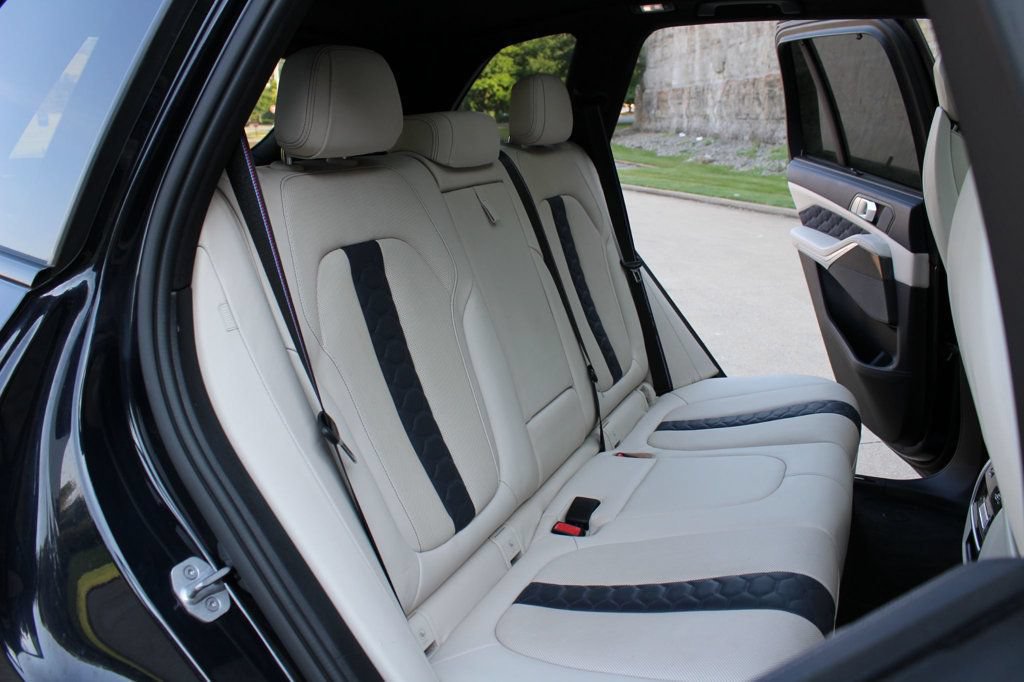 Used 2021 BMW X5 M w/ Competition Package AWD/4WD image 39