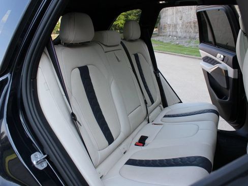 Used 2021 BMW X5 M w/ Competition Package AWD/4WD image 39
