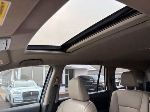 Used 2018 Honda Pilot EX-L image 4