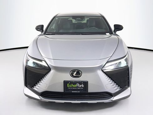 Used 2025 Lexus RZ 450e AWD/4WD image 2
