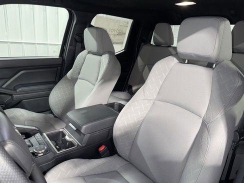 New 2026 Toyota Tacoma SR5 AWD/4WD image 18