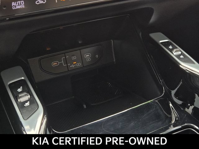 Certified 2025 Kia Sorento SX Prestige w/ Olive Brown Leather Package AWD/4WD image 26