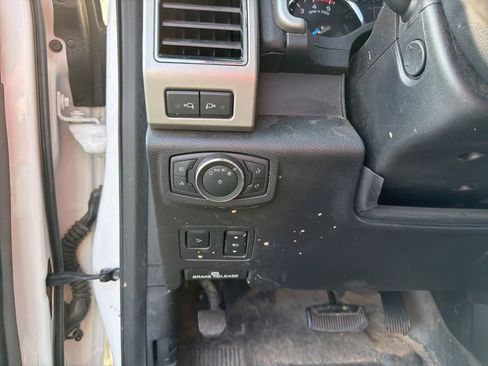 Used 2021 Ford F350 Lariat w/ Lariat Ultimate Package image 30