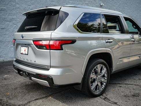 Used 2024 Toyota Sequoia Capstone image 14
